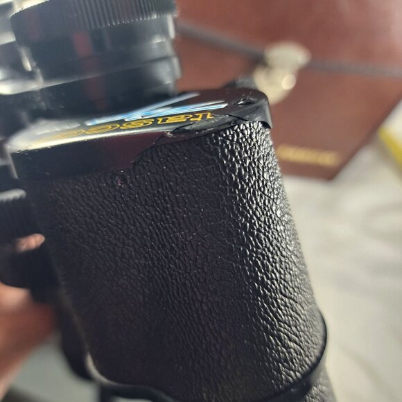 Tasco Zip Binoculars 10x50 Fully Coated w/ Leather Case & Olympus Camera Strap - Picture 8 of 11